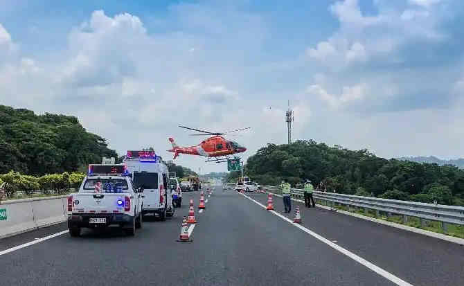 新宁高速公路汽车救援案例